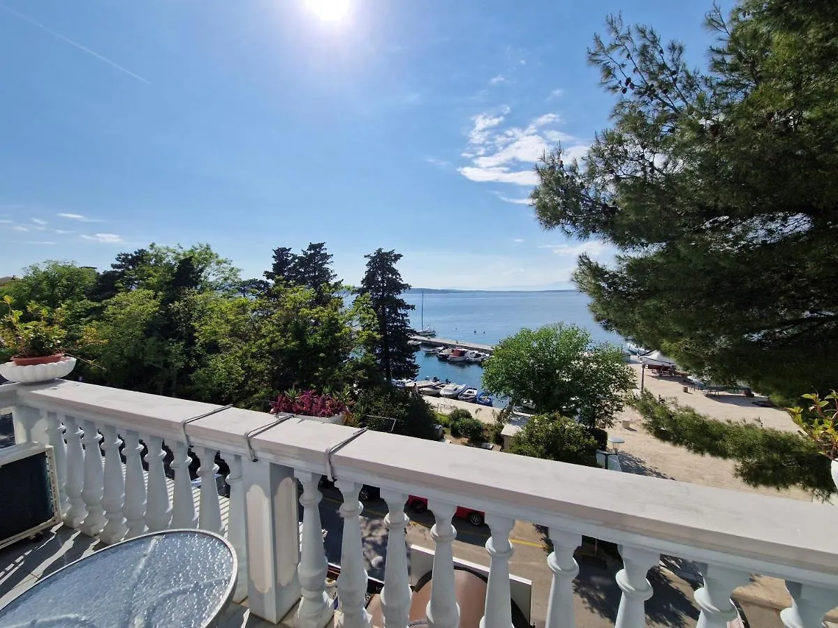 Villa Cvetic Selce Apartman