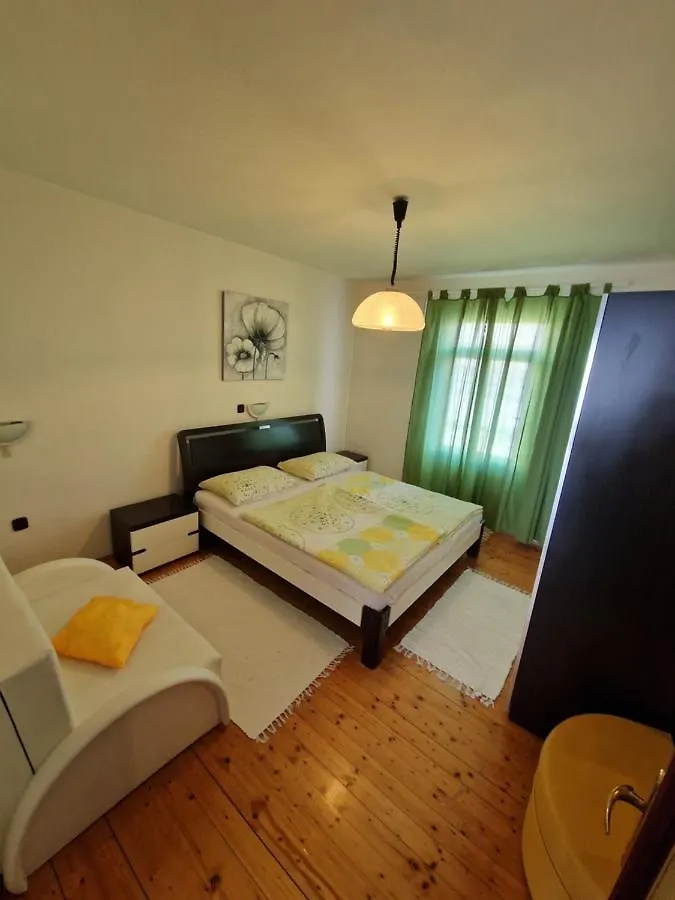 Villa Cvetic Selce Apartman
